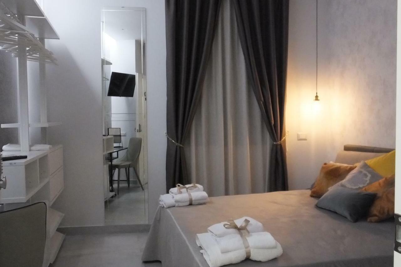 Prestige House Otel Salerno Dış mekan fotoğraf